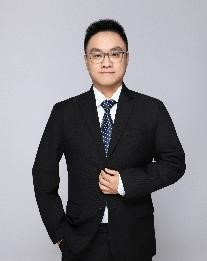 李  岳
